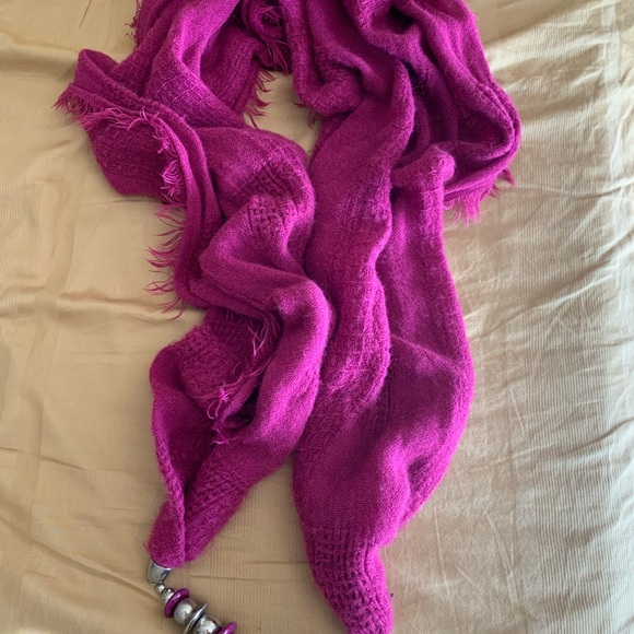 Jeweled Infinity Scarf - Picture 3 of 3